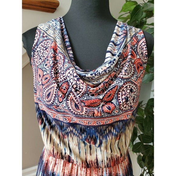 Donna Ricco Sleeveless Cowl Neck Maxi Dress - Picture 5 of 11